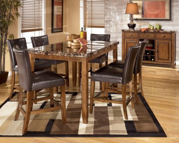 Como escolher uma boa mesa de jantar? Como decorar sua casa