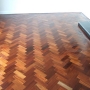 Como restaurar piso de tacos de madeira?