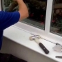 Como remover vidro de uma janela?