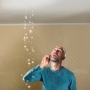 Como identificar um vazamento de água em apartamento ou casa?